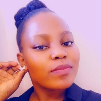 Babysitter in Richards Bay: Zanele