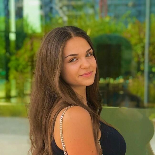 Babysitter in Novate Milanese: Erika