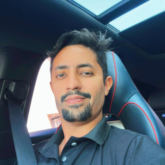 Emprego de babá em Brasília: Diego