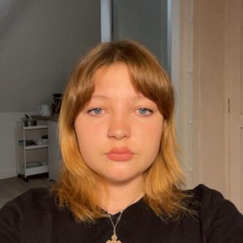 Babysitter in Paris: Lisa