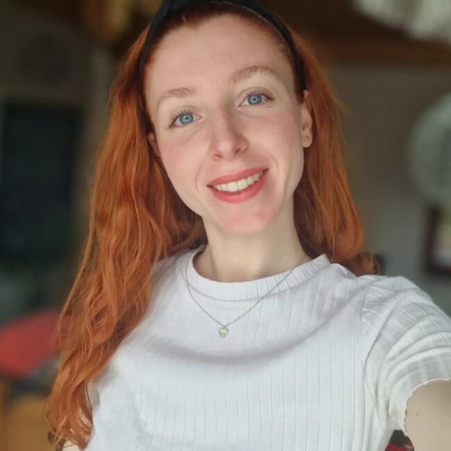 Babysitter in Sain-Bel: Faustine