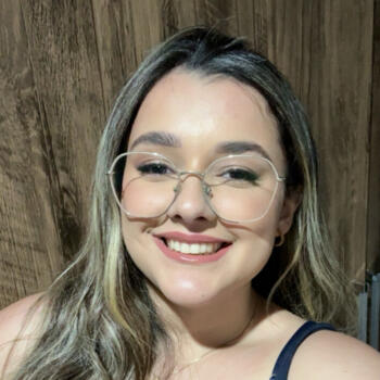 Babysitter in São José dos Campos: Isabelle