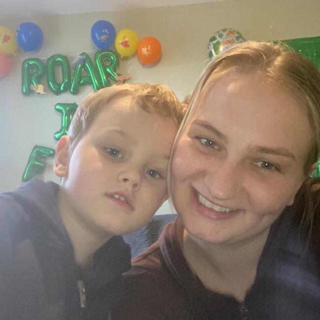 Babysitter in Edinburgh: Jenna