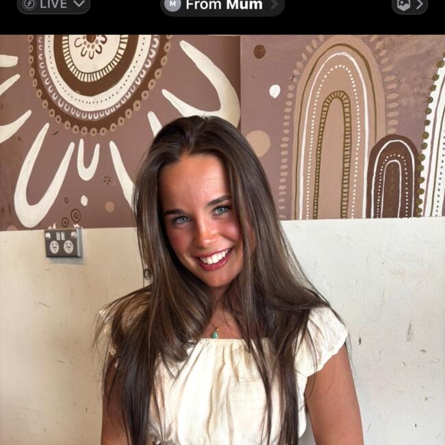 Babysitter in Central Coast: Sophie