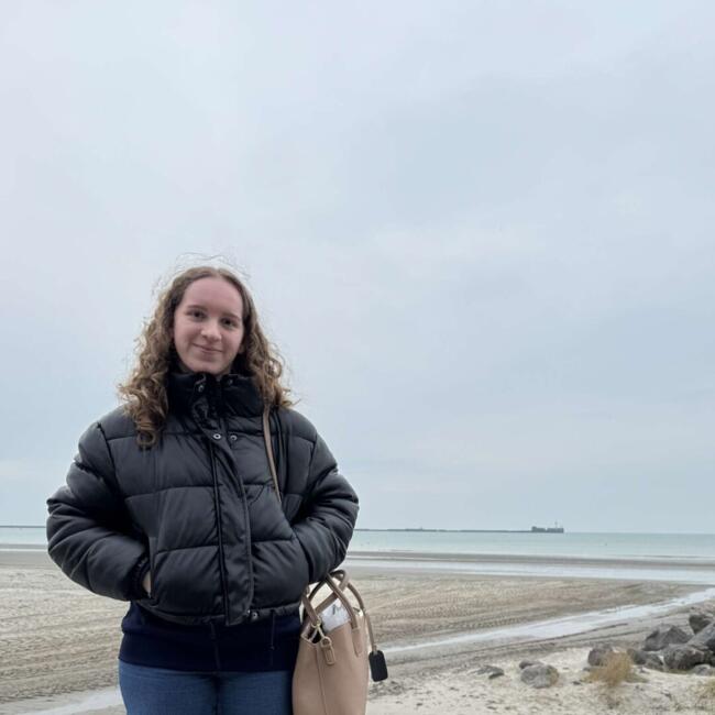 Babysitter in Léglantiers: Lauréline