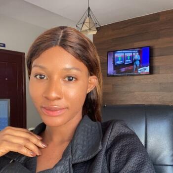 Babysitter Benin City: Joyce
