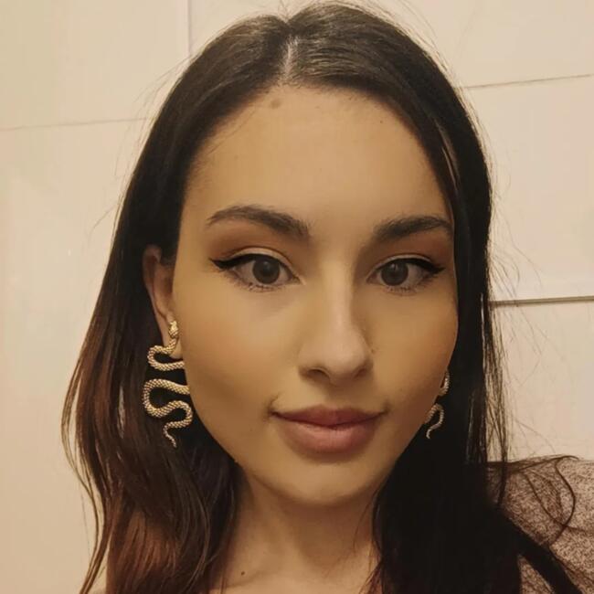 Babysitter em Vila Nova de Gaia: Nádia