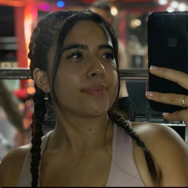 Babysitter in Armenia: Mariana