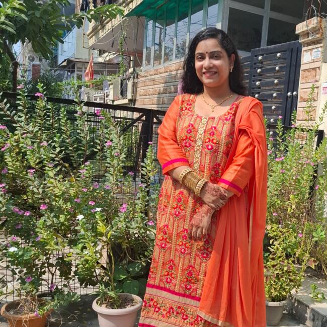 Babysitting job in Ghaziabad: Aastha