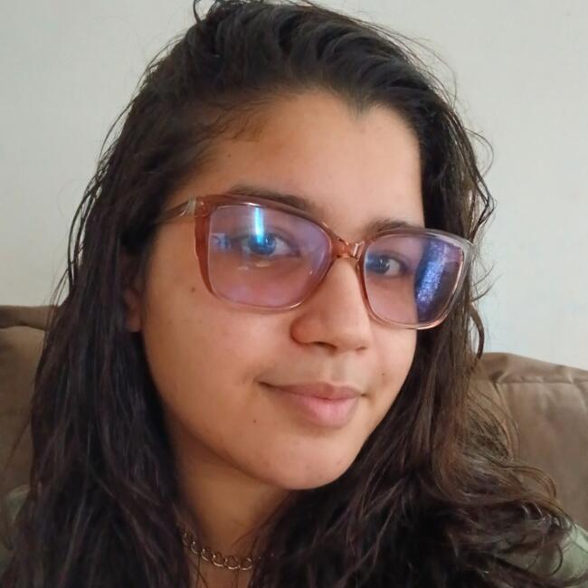 Babysitter in Salvador: Nathalia