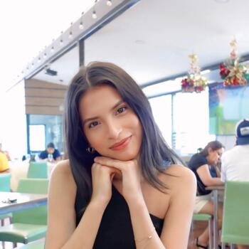 Babysitter in Cuenca: Jerely Mabei