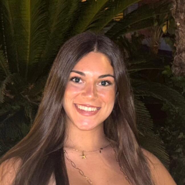 Babysitter in Seville: Berta