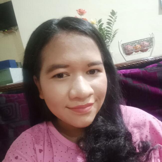 Lowongan pekerjaan babysitting di Kota Tangerang: Yuli