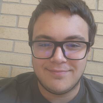 Baby-sitter in Ottawa: Liam