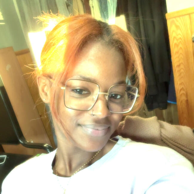 Nounou à Winnipeg: Aminata