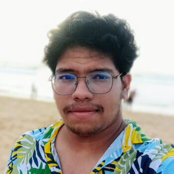 हैदराबाद में बेबीसिटर: Ujwal