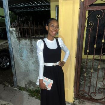 Niñera San Cristóbal: Carla Rosio
