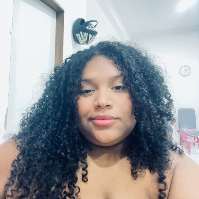 Babá em Fortaleza: Tainara