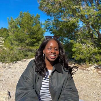 Babysitter in Etterbeek: Jeanne