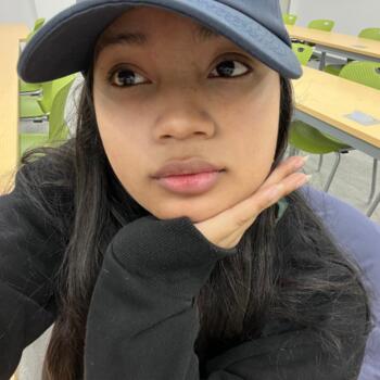 Baby-sitter in Oshawa: Misaina Lalatiana