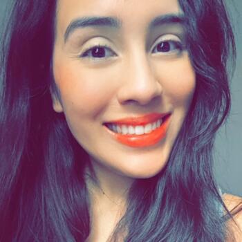 Emploi de garde d'enfants à Calgary: job de garde d'enfants Jazmin