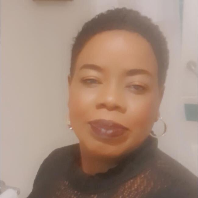 Babysitter in Kenley: CHERMAINE