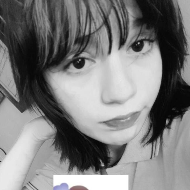 Baby-sitter in Cartago: Laura
