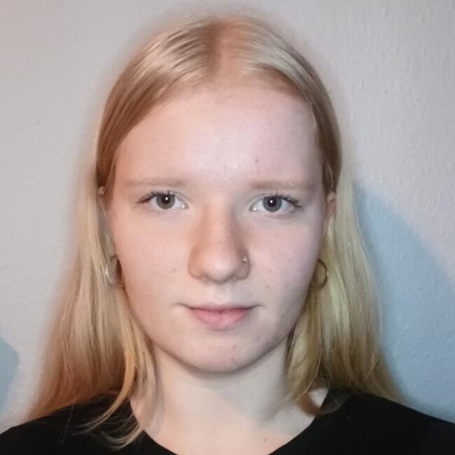 Babysitter in Sanem: Jayna