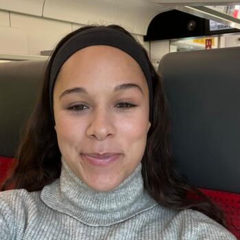 Babysitter in Zurich: Andrea Flores