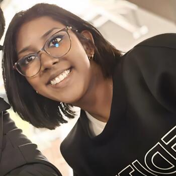 Babysitter in Goodlands: Karina