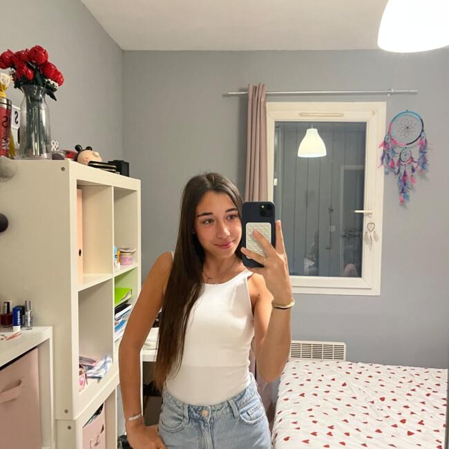Babysitter in Montpellier: Léna