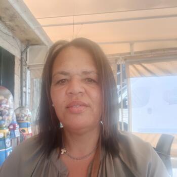 Babysitter em Estoril: Maria Ermelinda