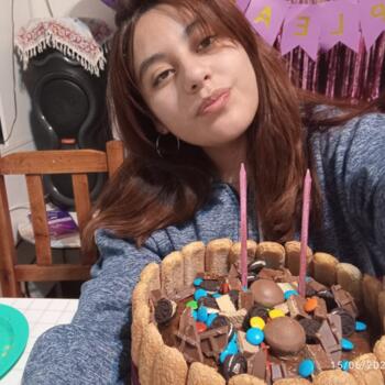 Babysitter em Vila Nova de Gaia: Milagros