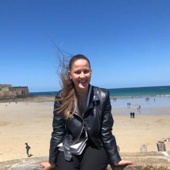 Babysitter La Mézière: Emma