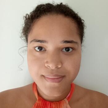 Babysitter em Barcarena: Liriel Cassandra Gomes