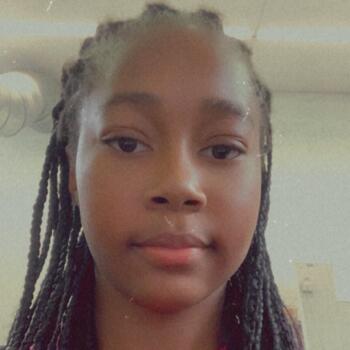 Babysitter in Saint-Denis: Shaynys