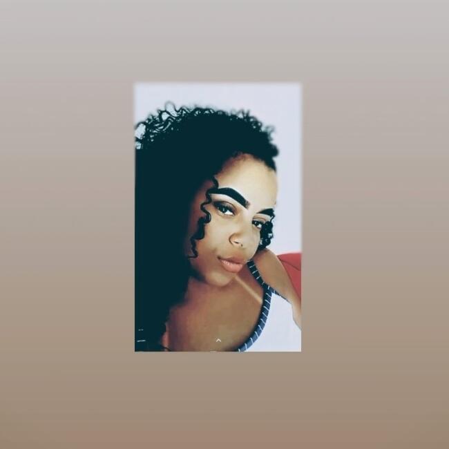 Babysitter in Iguaba Grande: Ana