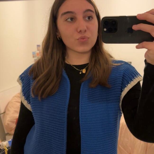 Babysitter in Les Ponts-de-Cé: Yael