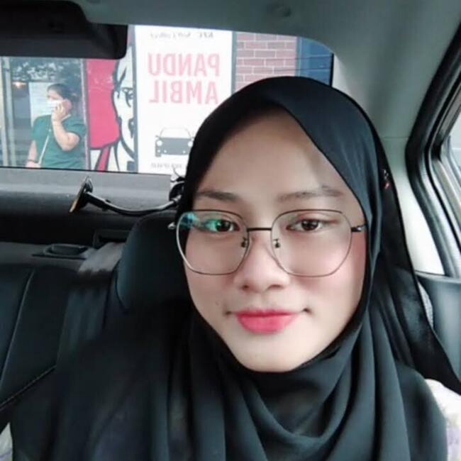 Babysitter in Bandar Puncak Alam: Halisa