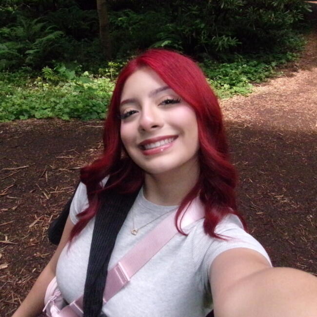 Babysitter in Phoenix: Camila