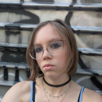 Babysitter in Poitiers: Marie