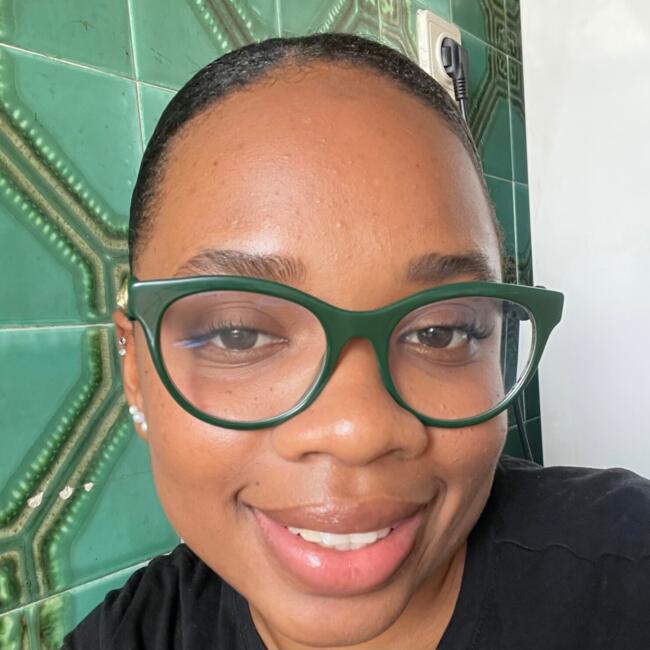 Babysitter in Lisbonne: Litiane Kuti