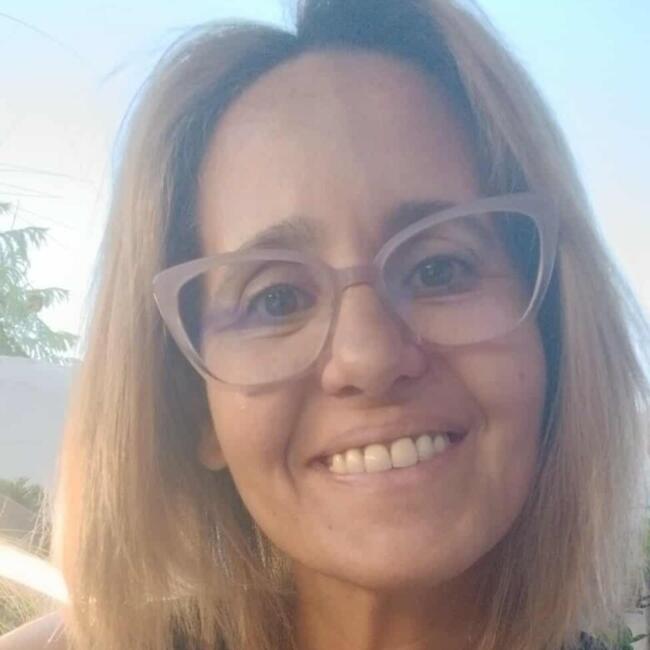 Babysitter em Lagos: Ana Margarida