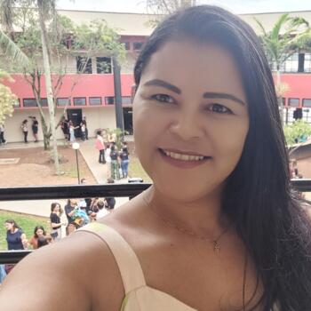 Babysitter in Louveira: Maria Paula