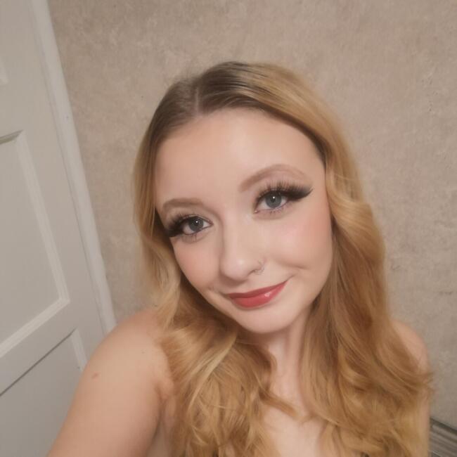 Babysitting job in Leeds: Aoife