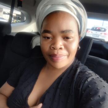 Nanny Empangeni: SPHESIHLE
