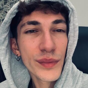 Babysitter in Caltanissetta: Christian