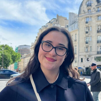 Babysitter in Braine-le-Château: Maria