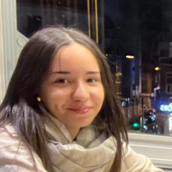 Babysitter in Brussel: Nour
