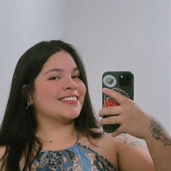 Babysitter in Cacoal: Ariadina